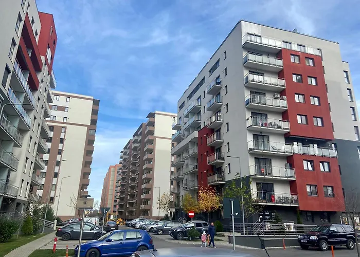 Divany Apartaments - Coresi Mall