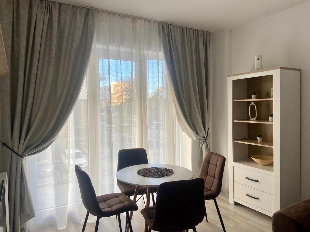 Divany - Coresi Mall Apartment *