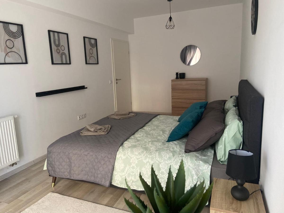 Apartment Divany - Coresi Mall