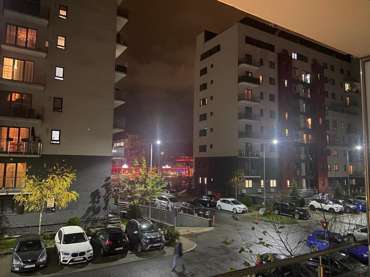 Divany - Coresi Mall Apartment